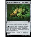 (FOIL) Artefact - Bombe crânienne du Labyrinthe (C) [ONE]
