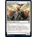 (Foil) Blanche - Bergère des héros (C) [ZNR]