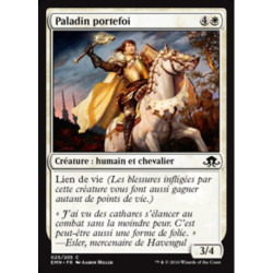 (Foil) Blanche - Paladin portefoi (C) [EMN]